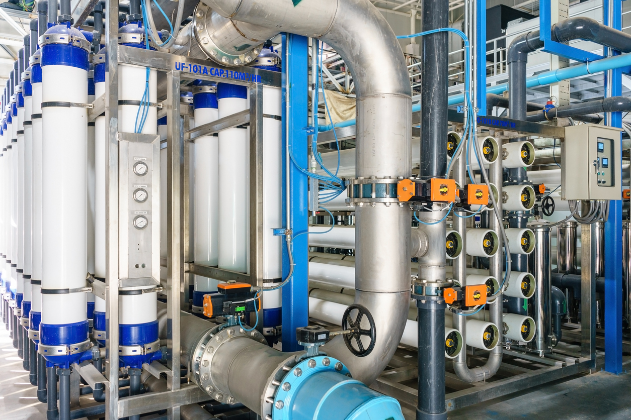 Side-by-side comparison of reverse osmosis and nanofiltration membrane systems